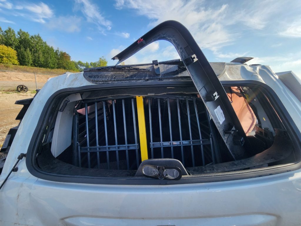 Car flipped, thank you for saving my dogs life - K&J Custom Dog Crates