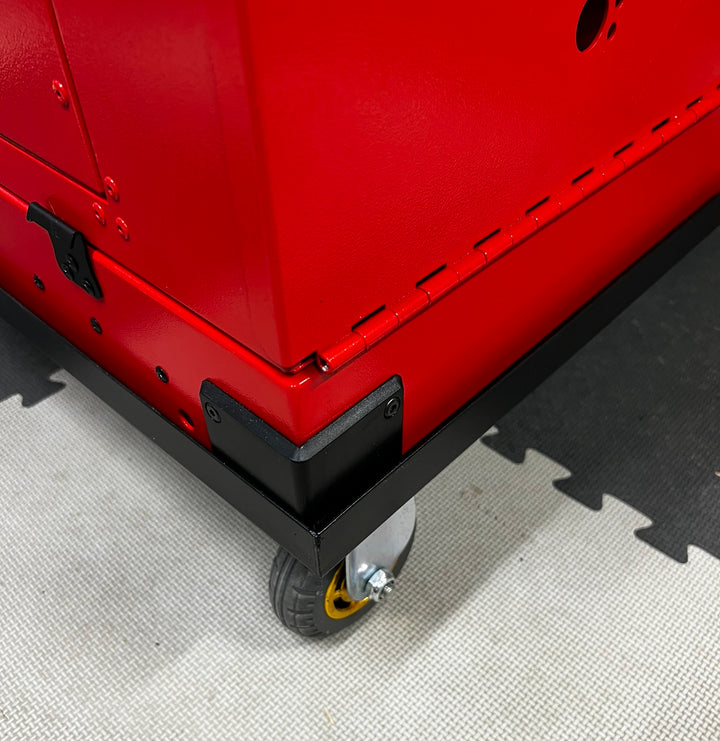 Wheeled trolley for collapsible crates